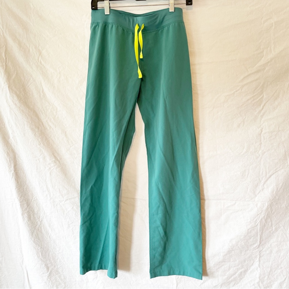 FIGS Technical Collection Straight Leg Scrub Bottoms size S